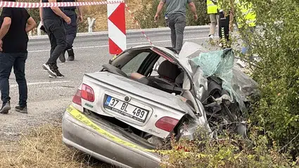 Kastamonu'da uyuşturucu ile yakalanan 2 firari hükümlü cezaevine gönderildi