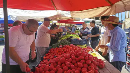Hem Esnafı Dinledi Hem Asfaltı İnceledi