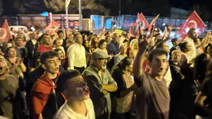 Tahtasız, Fener Alayı'nda Çorumlularla Birlikte Yürüdü