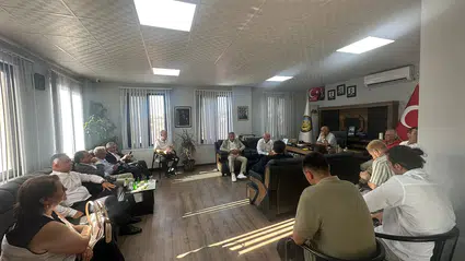 Tahtasız, Akçakoca'da Esnafın Kredi Sorunlarını Dinledi