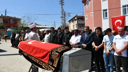 Samsun'da Kıbrıs gazisi İbrahim Çakır son yolculuğuna uğurlandı