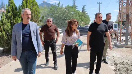 Başkan Dere, Sahadaki Çalışmaları İnceledi