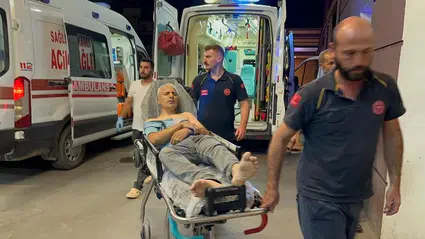 Salıpazarı'nda devrilen motosikletin sürücüsü yaralandı