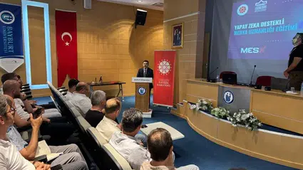 Bayburt'ta gazetecilere "Yapay Zeka Destekli Medya Uzmanlığı Eğitimi" verildi