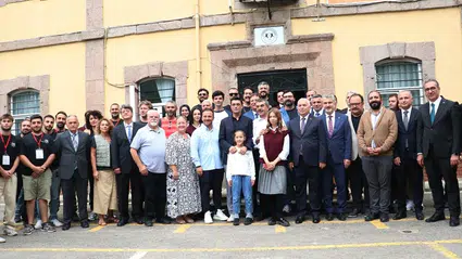 Milli Eğitim Bakanı Tekin Trabzon'da "Ailem" dizisi setini ziyaret etti