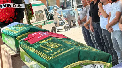 Eski Kaptan, Gözyaşlarıyla Toprağa Verildi