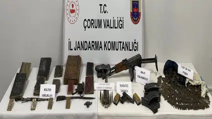 10 Adet El Yazması Kur'an-I Kerim Ele Geçirildi