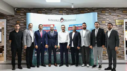Kırmızı-Siyahlılardan Onursal Başkan Muhsin Dere'ye Ziyaret