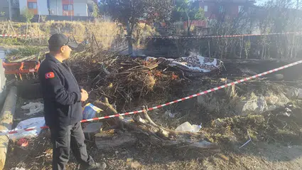 Bahçedeki Otları Yakarken Alevlerin İçinde Kaldı