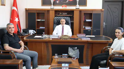 Gençlik ve Spor İl Müdüründen Yeni Gelen Öğrenciye Sıcak Karşılama