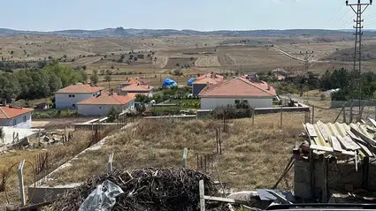 “Karadona Köyü Sekiz Yıldır Hizmet Bekliyor”