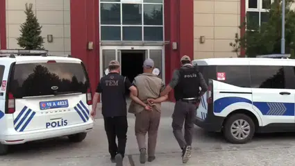Kırmızı Bültenle Aranıyordu Çorum'da Yakalandı
