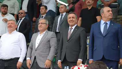 Dere, Osmancık’taki Yağlı Güreşleri İzledi