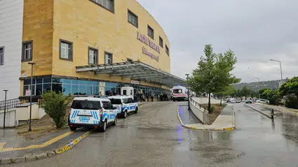 Üç Kazada 17 Kişi Yaralandı