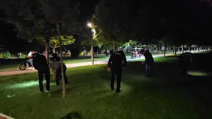 2 Genç Kız Arasında Silahlı Kavga Çıktı