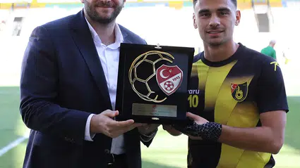 TFF'den İstanbulsporlu Loshaj'a Ödül