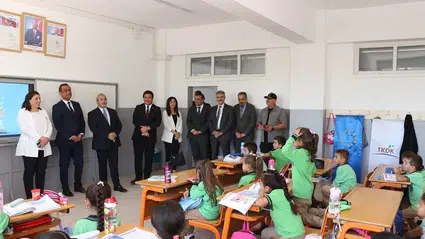 Miniklerin Yüzlerini Güldüren Armağan