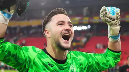 Konyaspor, kaleci Deniz Ertaş'ın transferi için Trabzonspor ile görüşüyor