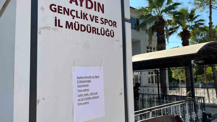 Deprem riski nedeniyle müdürlük binası tahliye edildi