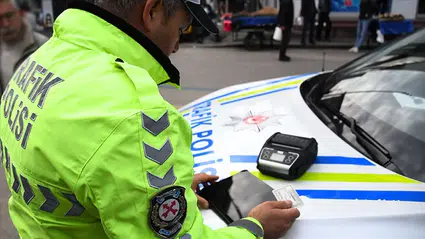 Yeni Trafik Yasası TBMM’den Geçti: Cezalar Uçtu!