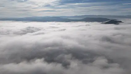 Bulutlar Üzerinde Eşsiz Manzara