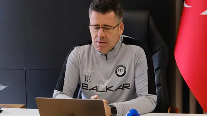 Hüseyin Eroğlu “Yılın Fotoğrafları”nı Oyladı