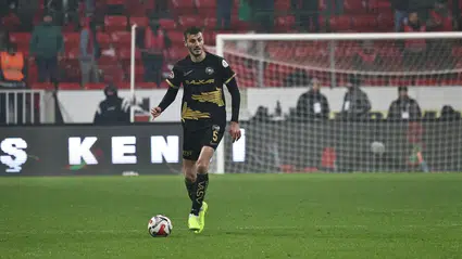 Doğum Gününde İlk Maçına Çıktı