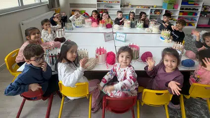 Minik Ellerden Büyük Marifet