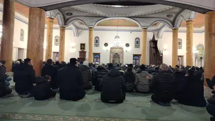 Dualar Gazze ve Doğu Türkistan İçin Edildi