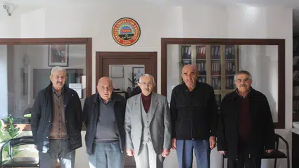 Emeklilerden Ekonomik Çıkmaz ve Zam Tepkisi