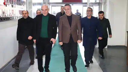 Yerel Yönetim ve Siyasetin Kalbi Belediyede Attı