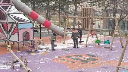 Parklar Kar Sonrası Sosyal Yaşama Hazırlanıyor