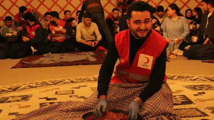 Genç Kızılay Genel Başkanı Gönüllülerle Buluştu