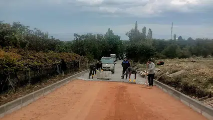 Fatih Mahallesi'nin Yolları Kilit Taşıyla Yenileniyor