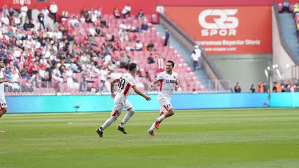 Kırmızı-Siyahlılar Bu Özelliği ile Süper Lig’in Zirvesinde
