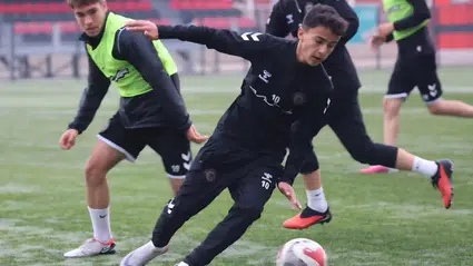 PAF Takım Erzurum’da, Akademikler Çorum’da