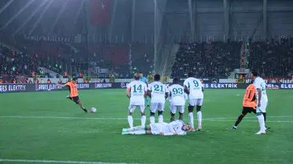 İki Ayrı Platformda da Haftanın Golü Seçildi