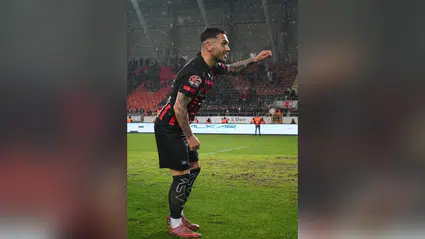 Taraftar ile Burak Barıştı!