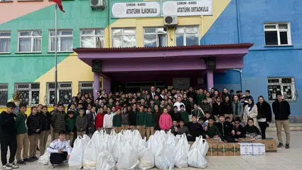 Minik Eller Bu Kez İhtiyaç Sahipleri İçin Çalıştı