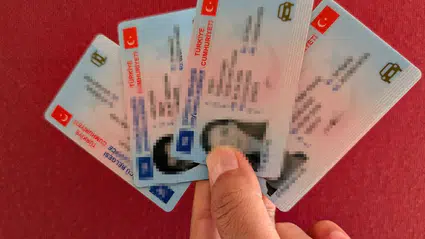 Trafikte Bunları Yaparsanız Ehliyetiniz Gidebilir