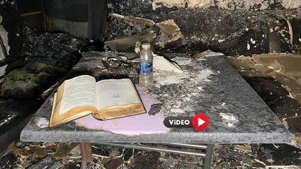 Her Şey Yandı, Kur'an-ı Kerim’e Hiçbir Şey Olmadı