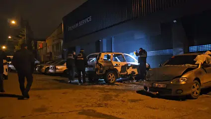 Park Halinde Yanan Araç Kullanılamaz Hale Geldi