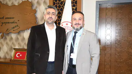 Profesör Unvanı Alan Hekimleri Unutmadı