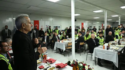 Bakan Uraloğlu, Özgür Özel’e Çorum’dan Bu Sözlerle Cevap Verdi