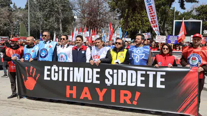 Çorum’da Eğitimciler Şiddete Karşı Meydanlarda