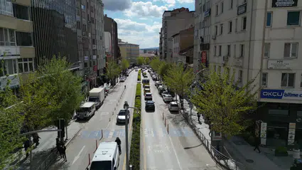 Gazi Caddesi'nde Araç Parkına İzin Verilmeyecek