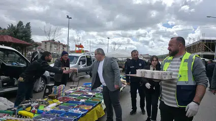 Pazar Esnafı ve Halka Sıcak Çorba İkramı