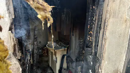 Alevlere Teslim Olan Ev Kullanılmaz Hale Geldi