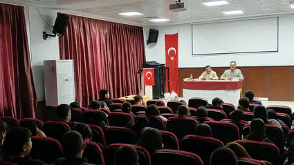 Yazar Öğretmenler Öğrencilerle Buluştu