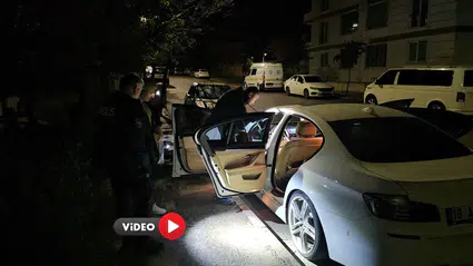 Apartmanın Bahçesinden Silah Sesleri Yükseldi